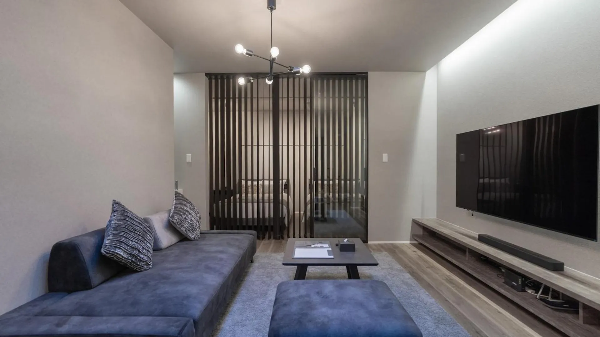 Nishikujovilla Deluxe - Vacation Stay 17690 Osaka